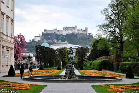 Mirabellgarten, Domkuppel und die Festung Hohensalzburg