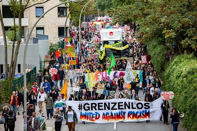 Ein Demozug gegen Rassismus